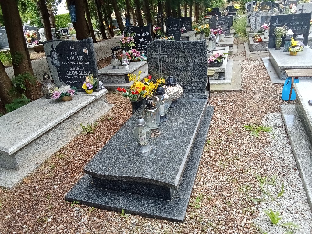 Grób Władysława Nadarus