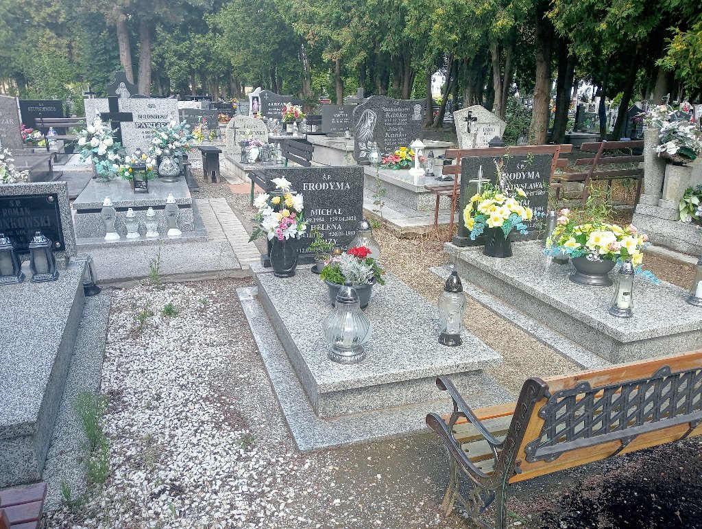 Grób Helena Frodyma