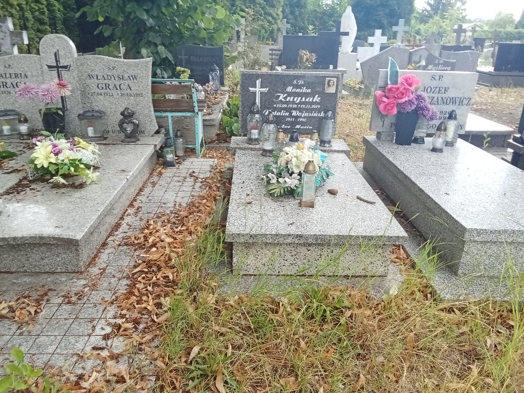 Grób Monika Knysak