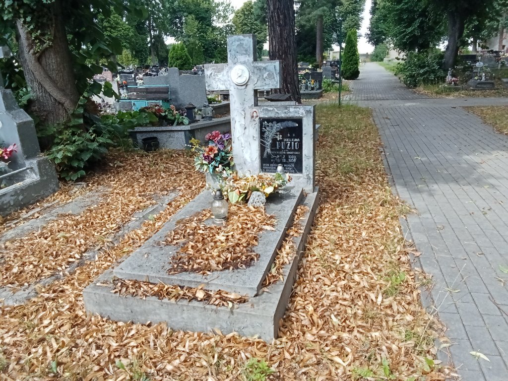 Grób Helena Puzio