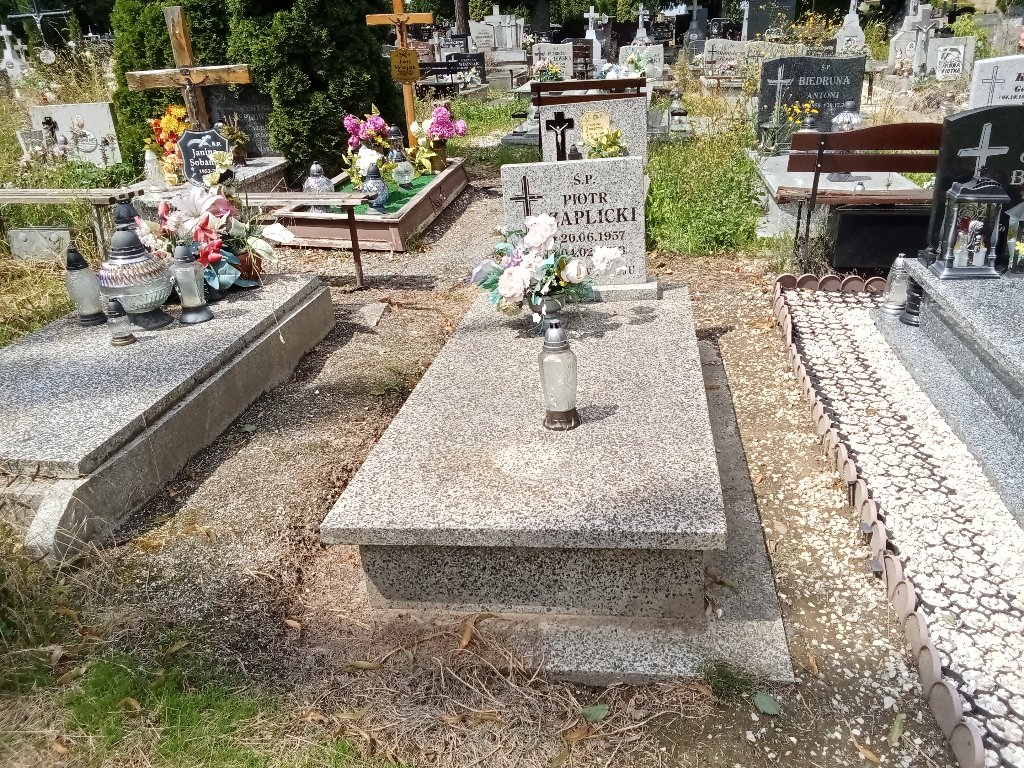 Grób Piotr Czaplicki