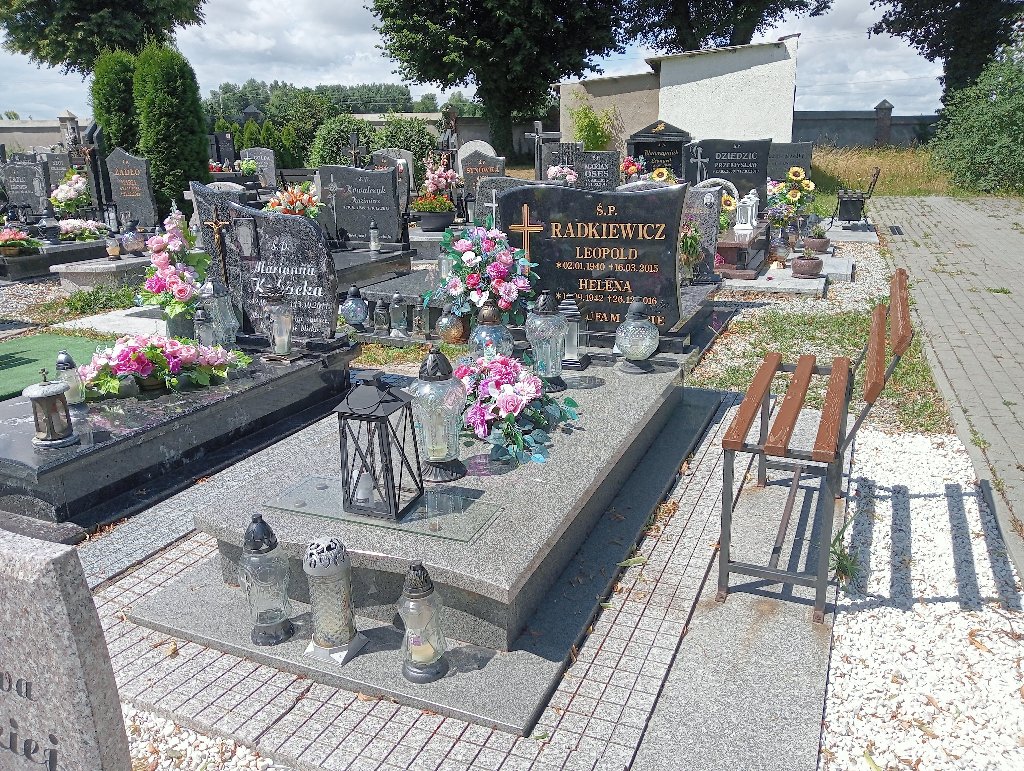 Grób Leopold Radkiewicz