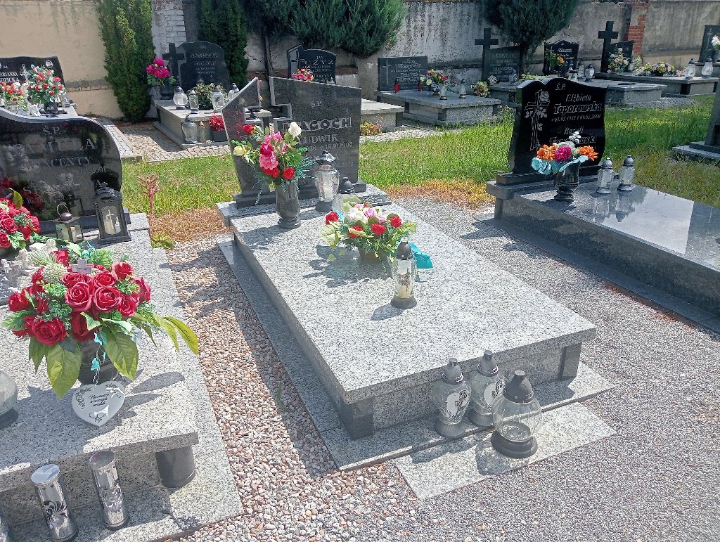 Grób Helena Magoch